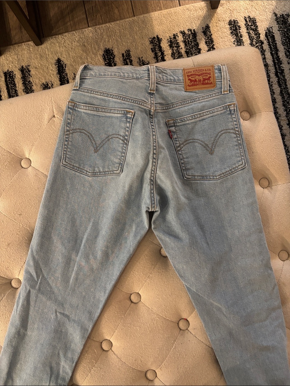 Levi's Women's Wedgie Skinny button fly jeans - Picture 2 of 3